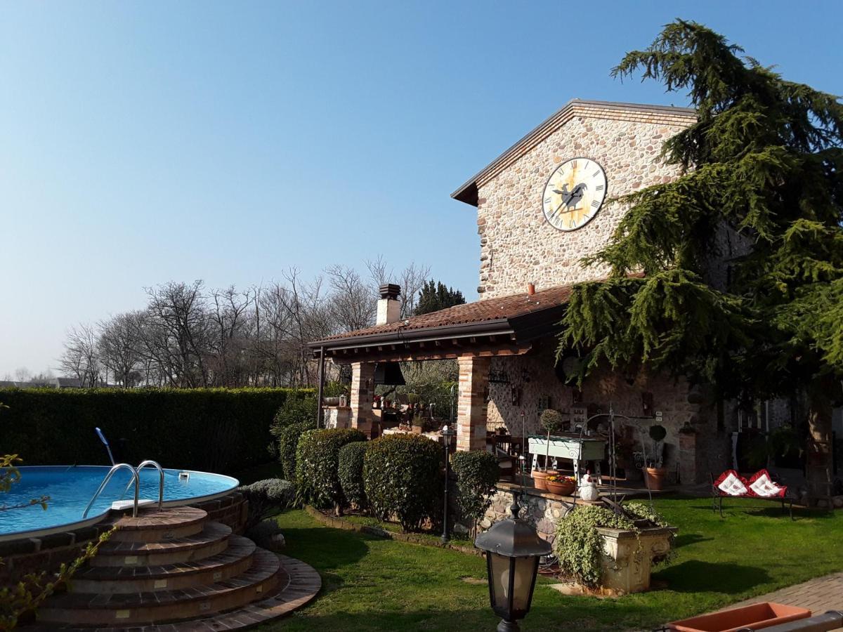 Gallo Delle Pille Monzambano Kültér fotó